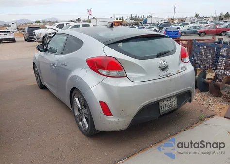 2017 Hyundai Veloster Value Edition from USA, damaged, VIN KMHTC6AD0HU317429